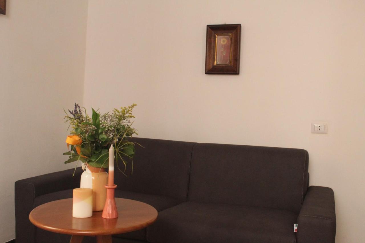 Suite Al Castello Σάσαρι Εξωτερικό φωτογραφία