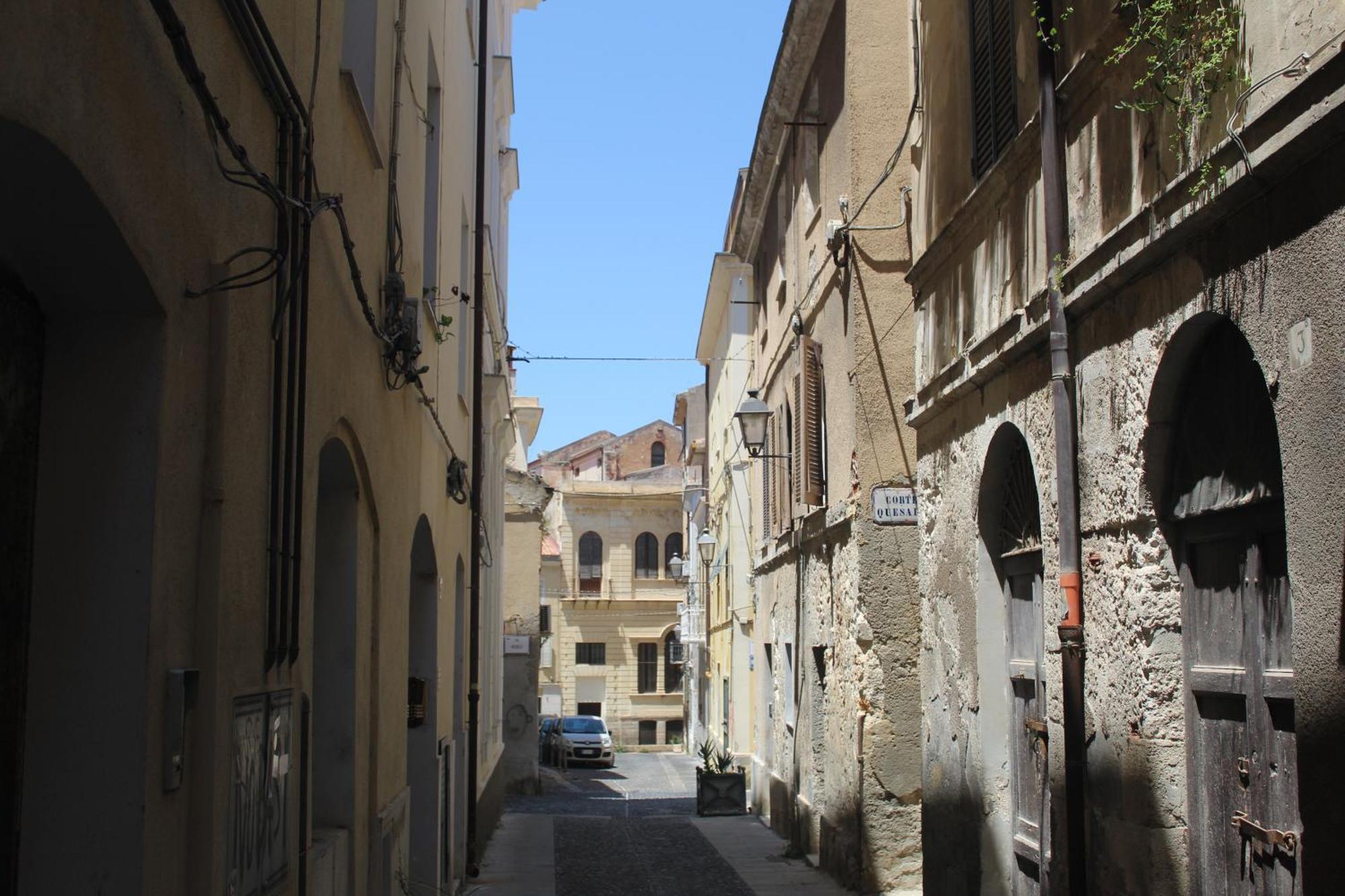 Suite Al Castello Σάσαρι Εξωτερικό φωτογραφία